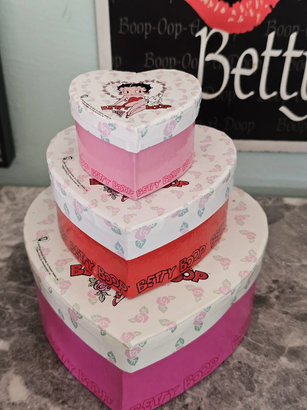 Betty Boop Heart-Shaped Bath & Body Gift Box - Pink